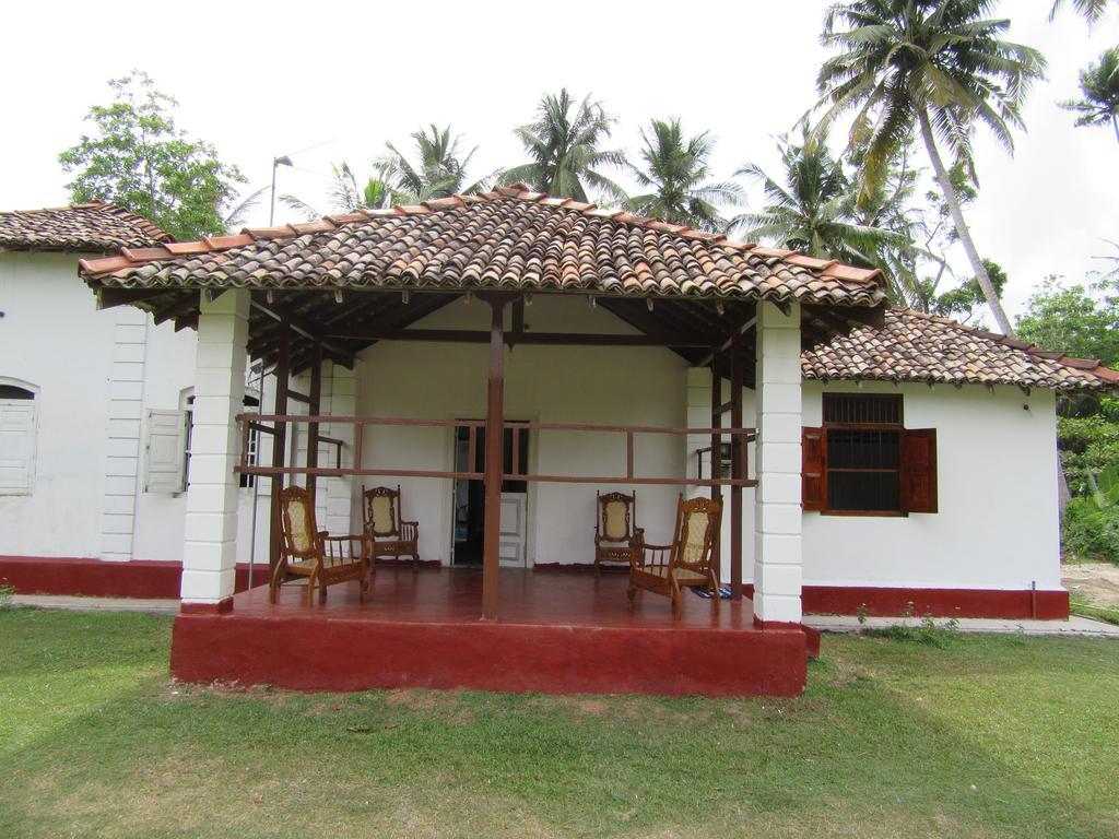 The Colonial Villa Midigama East Exteriér fotografie